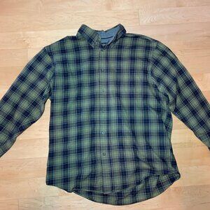 Like new Haggar green plaid long sleeve shirt